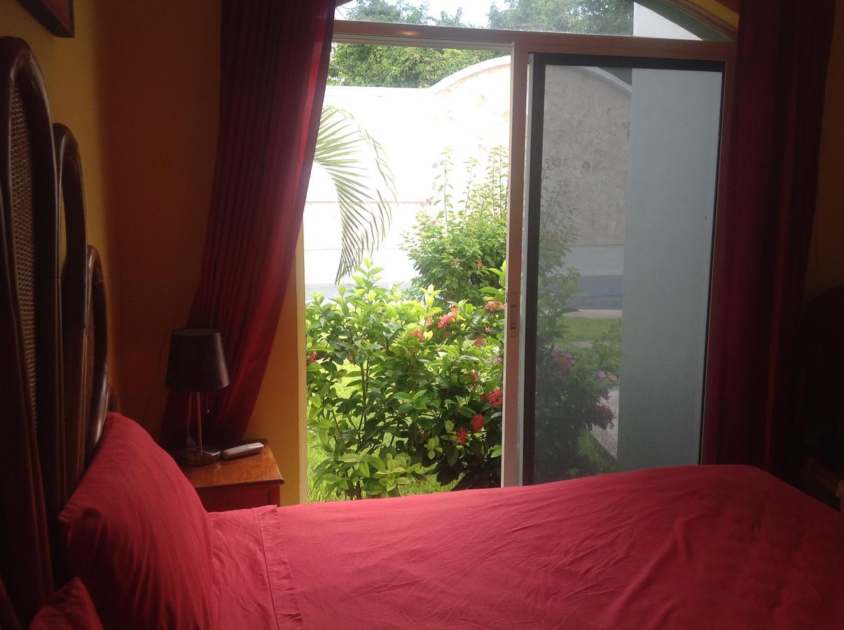 Casa Pili Bed and Breakfast Playa del Carmen Eksteriør billede